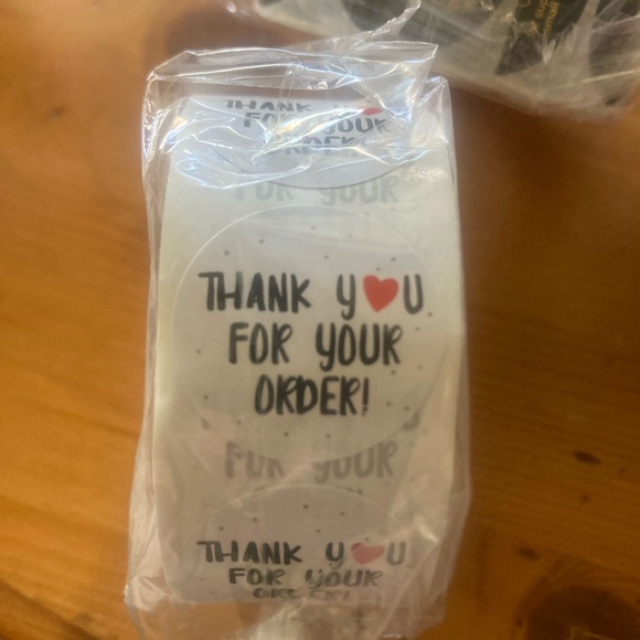 Thank You Sticker’s 500 1” Roll - Picture 5 of 8